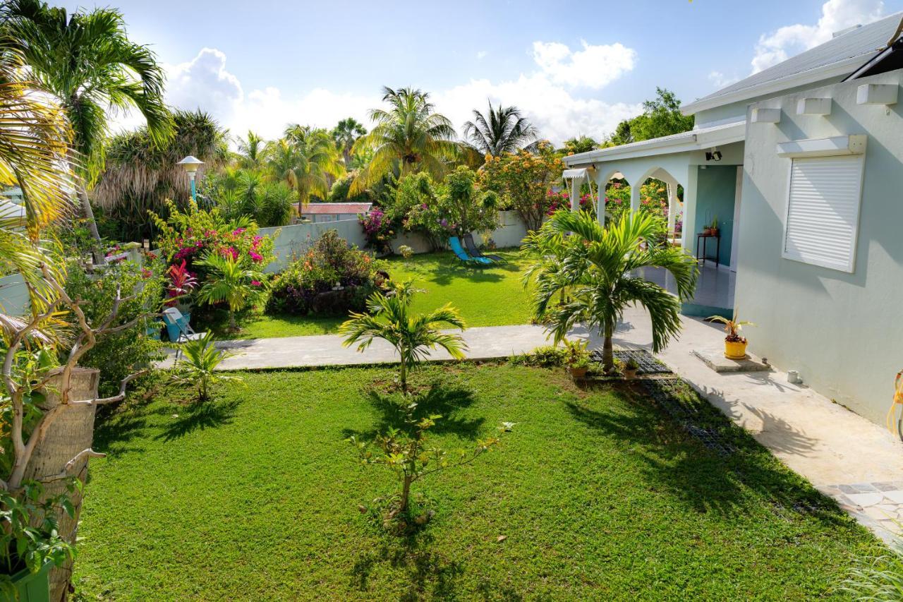 Villa L'Artist En Bord De Mer Avec Piscine Privee Sainte-Rose Exterior photo